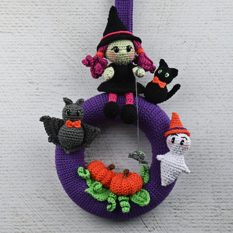 CuteDutch Downloadpatroon Haakpatroon: Happy Halloween Krans (download)