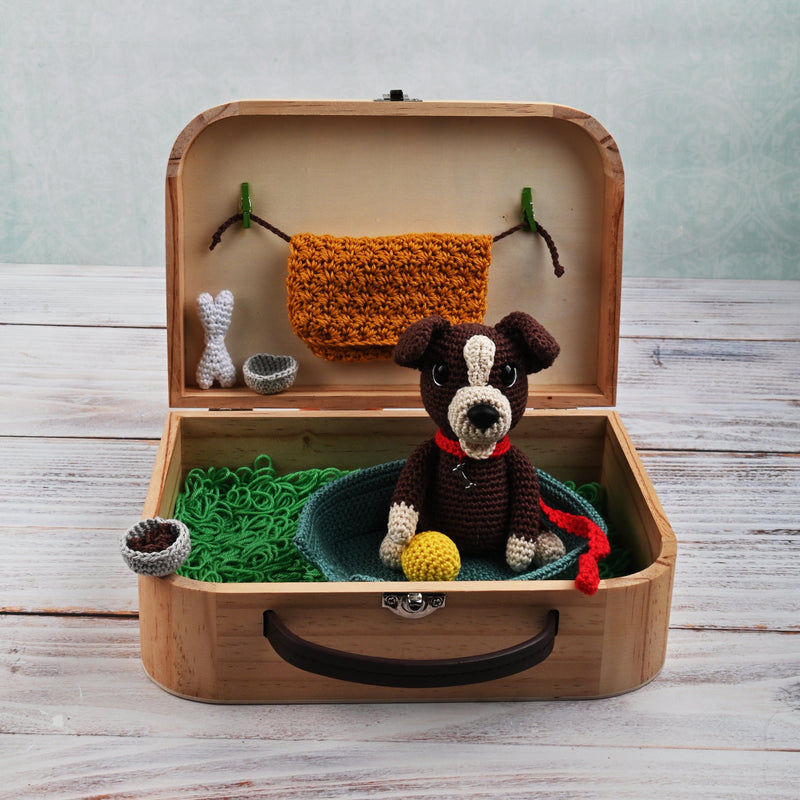 CuteDutch Downloadpatroon Haakpatroon: Speel- en verzorgkoffertje Hond en Poes (download)