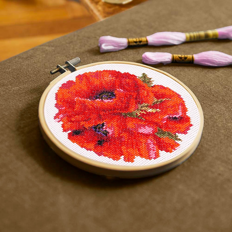 DMC Borduurpakketten Borduurpakket: DMC Scarlet Poppies