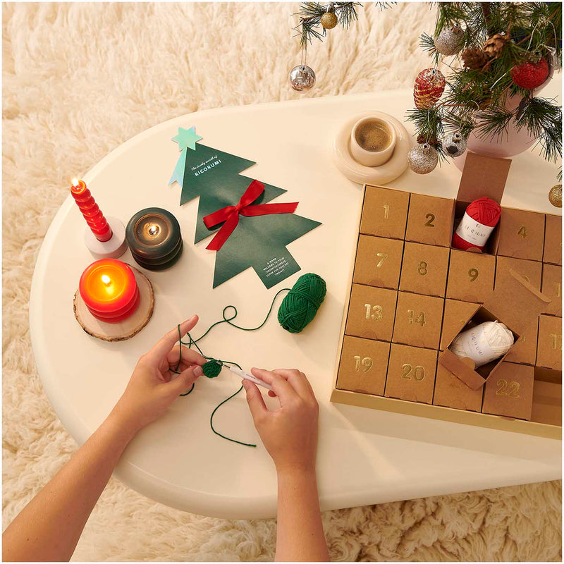 RicoDesign Haakpakketten Rico Ricorumi Adventskalender 'Put a bow on it'