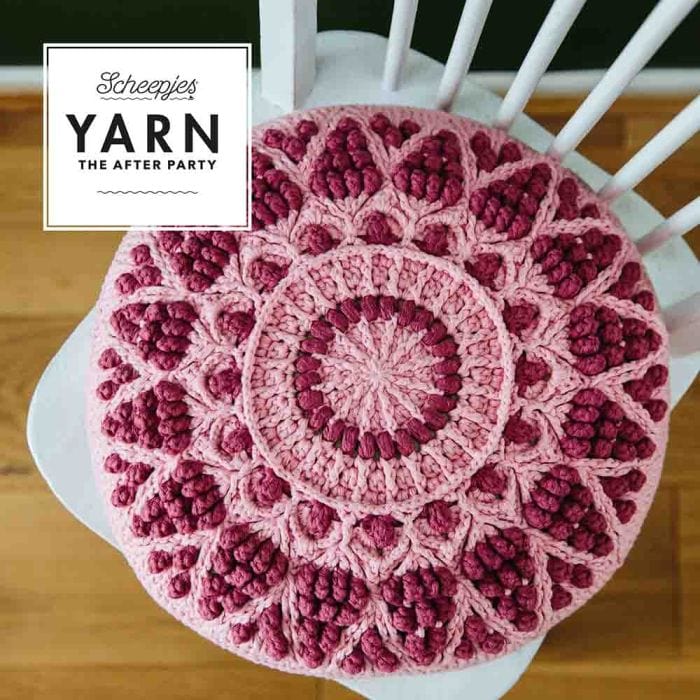 Scheepjes Patroonboeken YARN The After Party NO 75 -  Mutiara Cushion