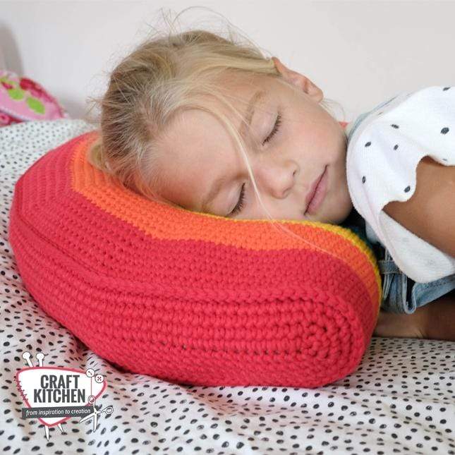 CraftKitchen Haakpakketten Haakpakket: Regenboog kussen