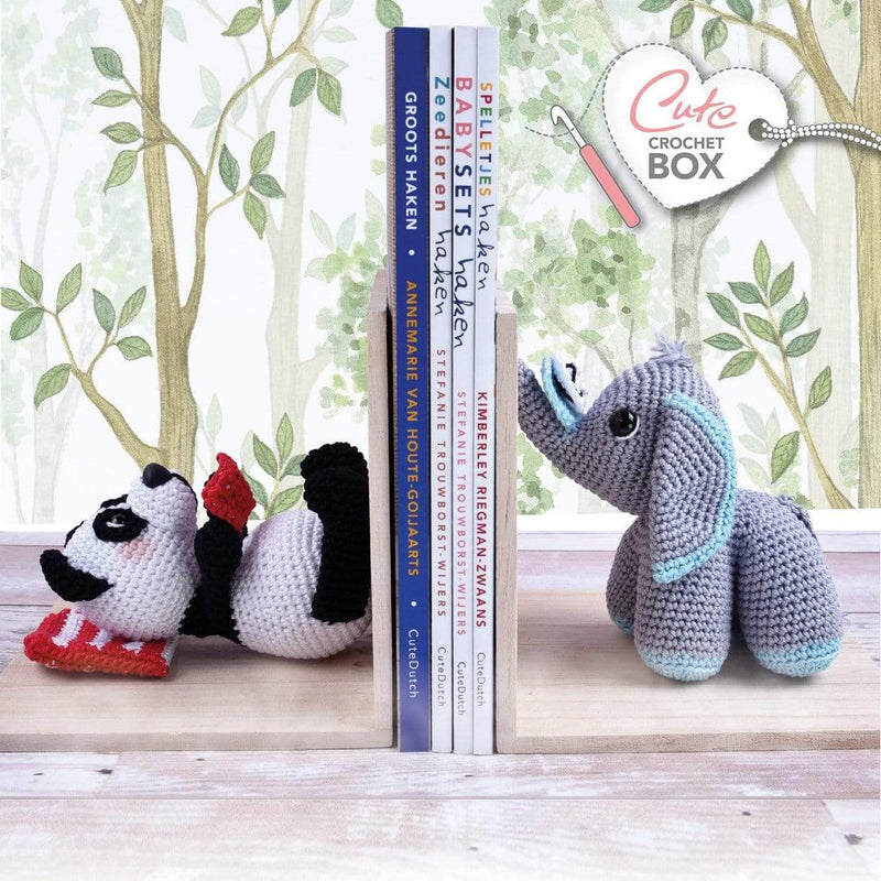 Cute Crochet Box Haakpakketten Cute Crochet Box nr. 27 - Boekensteunen Panda & Olifant